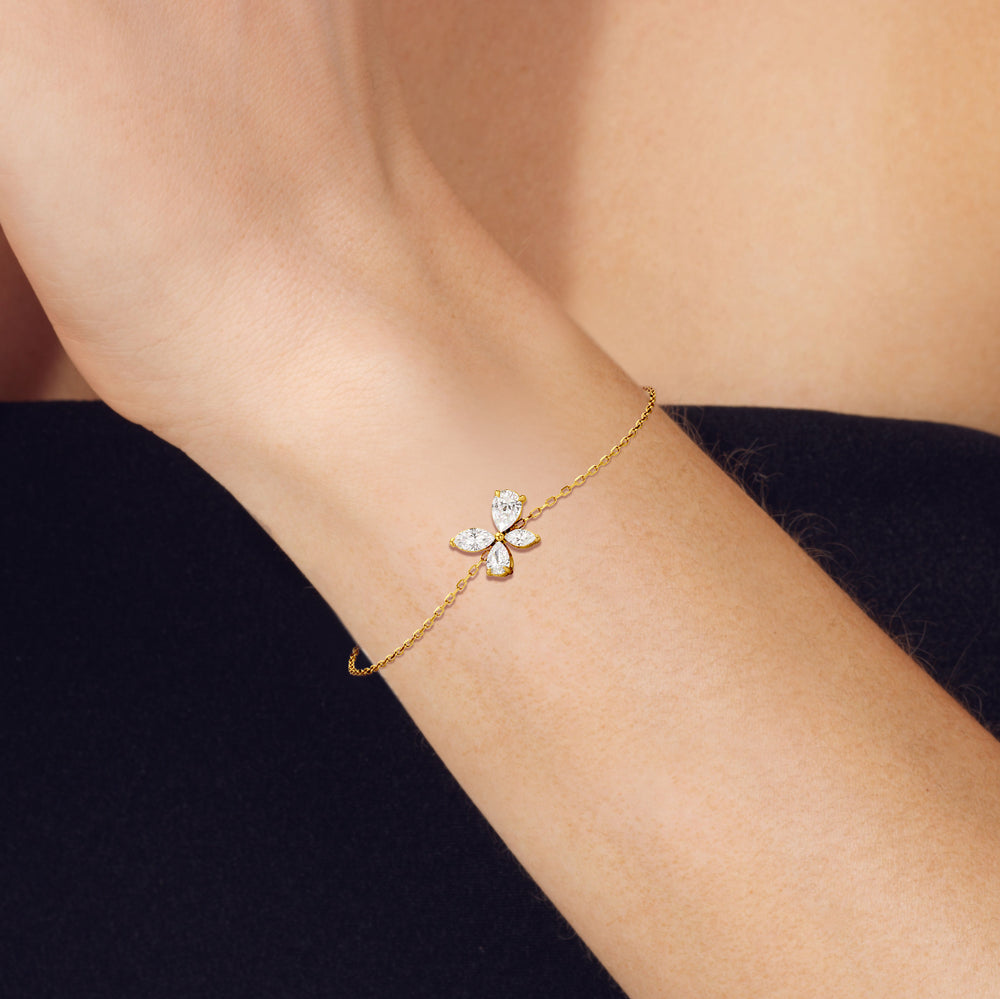 Marsilea Chain Bracelet with 3/4 Cut Diamond in 14KT White Gold view 4
