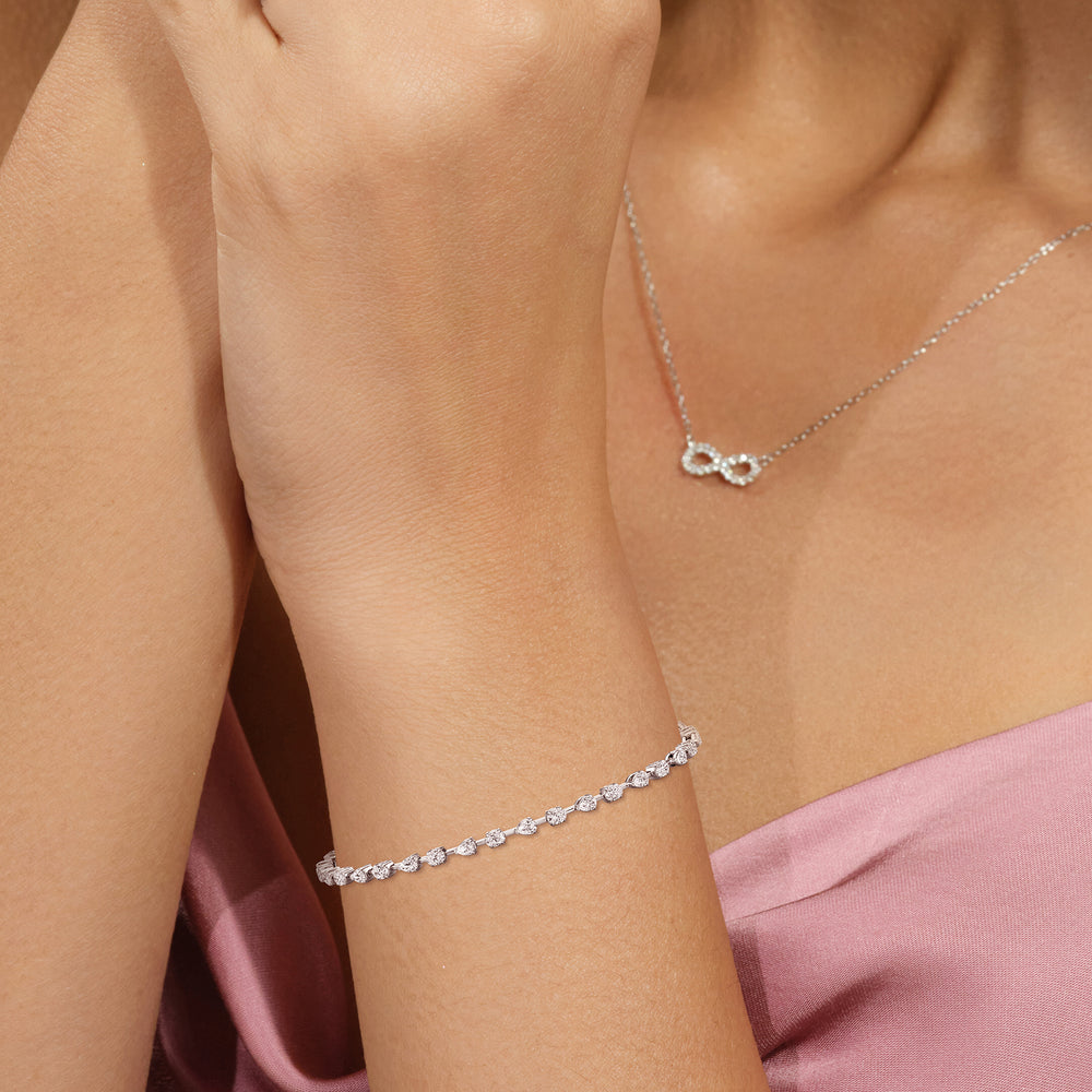 Pear and Oval Tennis Bracelet with 2 1/2 Cut Diamond in 14KT Yellow Gold view 4
