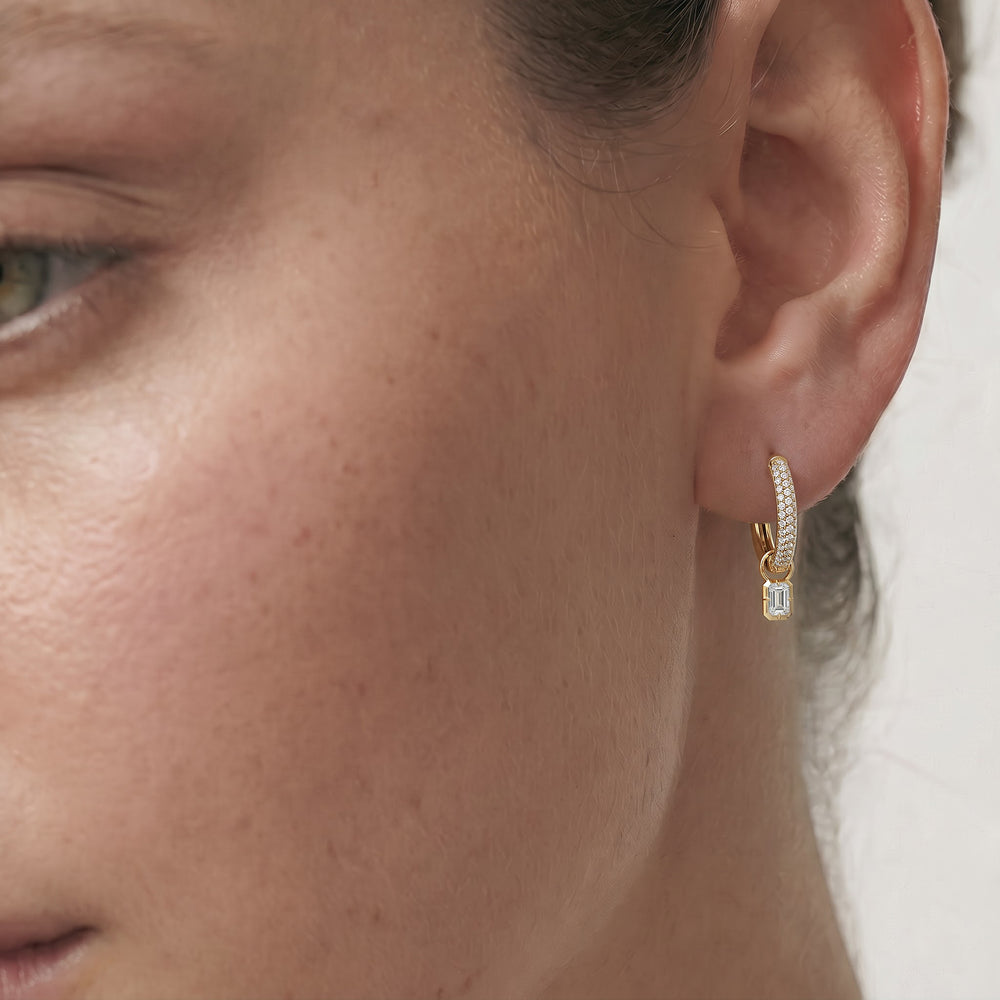 Frame with 14KT Yellow Gold Cut Diamond in 14KT Yellow Gold view 26
