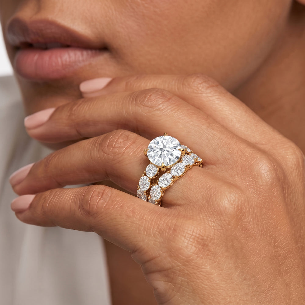 The NoMad Diamond Band with Platinum Cut Diamond in 14KT Platinum view 3
