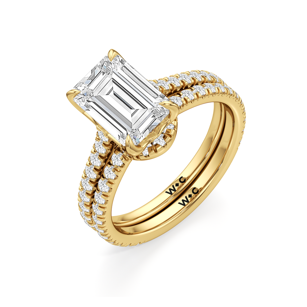 The Tulip Lumière Ring with Oval Cut Diamond in 14KT Yellow Gold view 6
