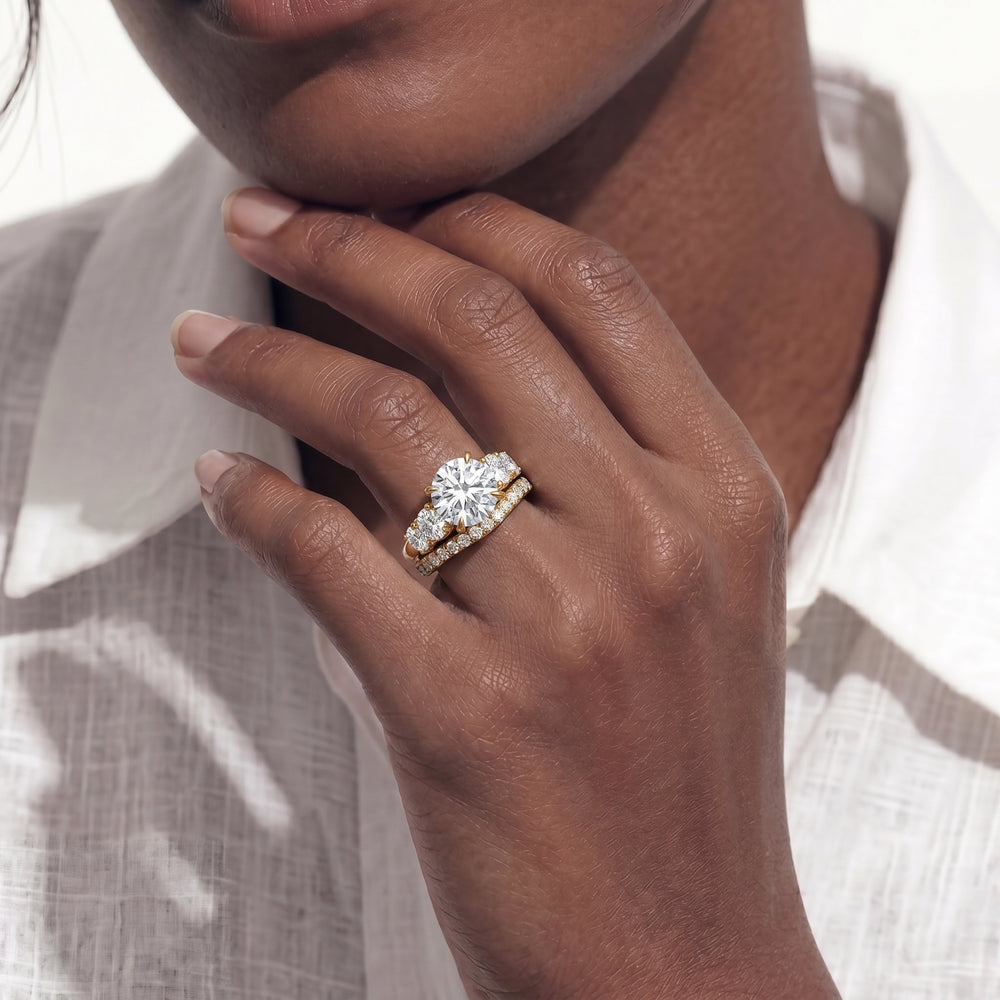 Trellis Oval Side Stone Diamond Wedding Band with 14KT Yellow Gold Cut Diamond in 14KT Yellow Gold view 3
