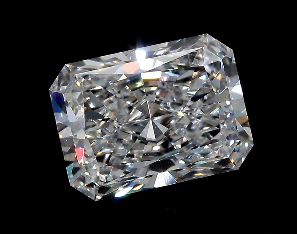 1.71 Carat Radiant Lab Diamond with  Cut Diamond in 14KT  view 1
