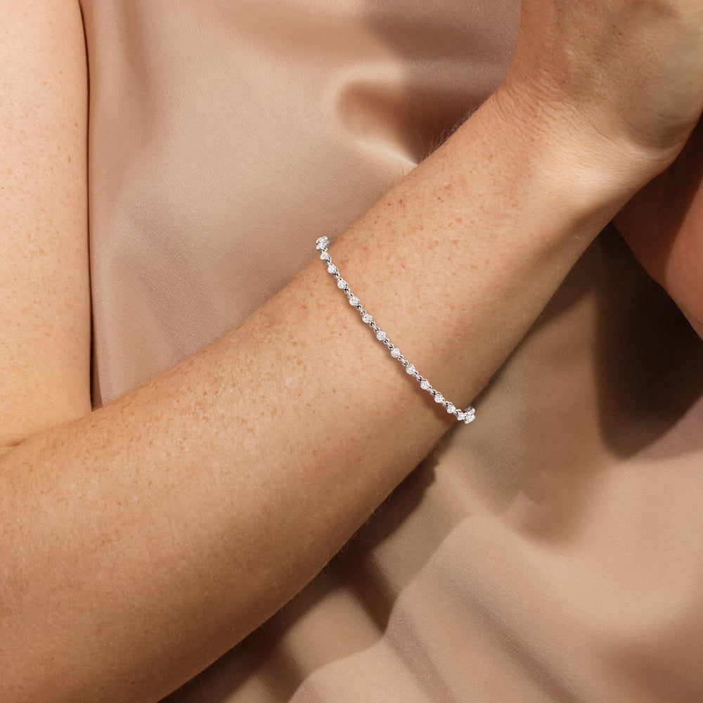 Lab Diamond Chain Link Bracelet with 1 1/3 Cut Diamond in 14KT White Gold view 4
