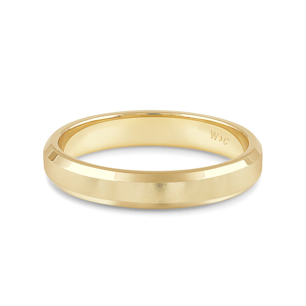 Men's Bevel Edge Comfort Fit Band with 14KT Yellow Gold / 4 Cut Diamond in 14KT Yellow Gold / 4 view 1
