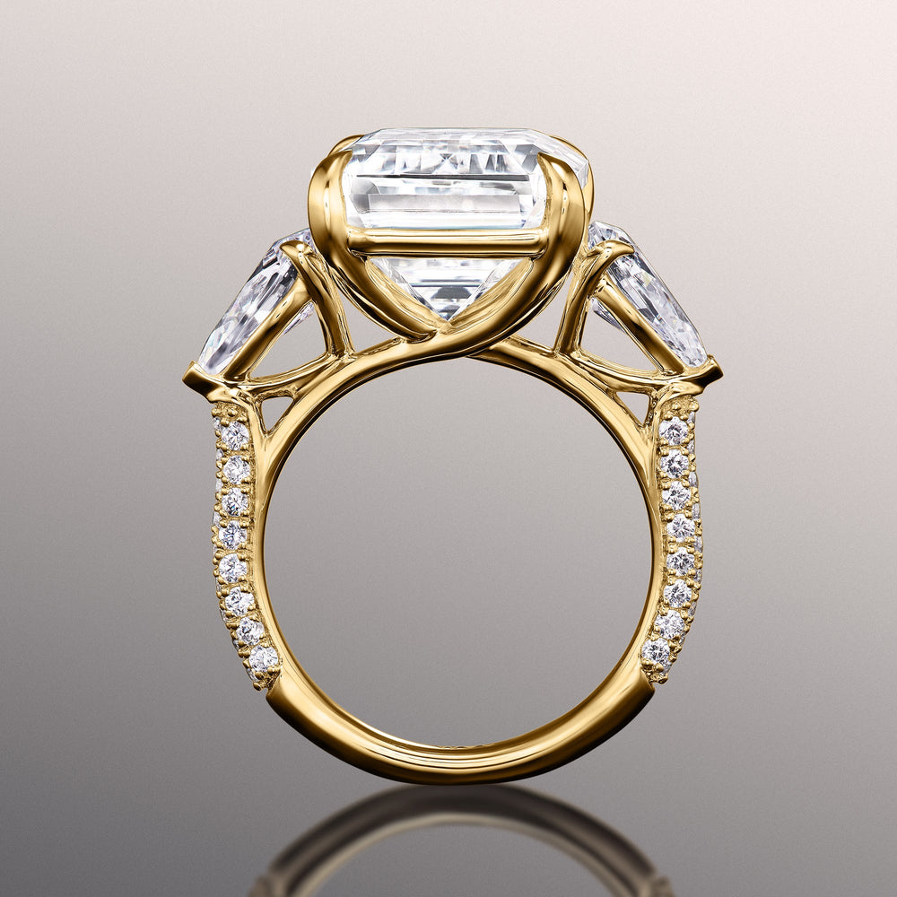 The Dalí Ring with Emerald Cut Diamond in 14KT Yellow Gold view 3
